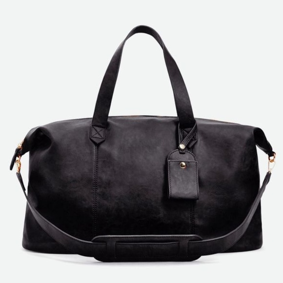 Handbags - 🎉HP🎉Black Weekender Tote